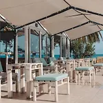 Vournelis Hotel 3*