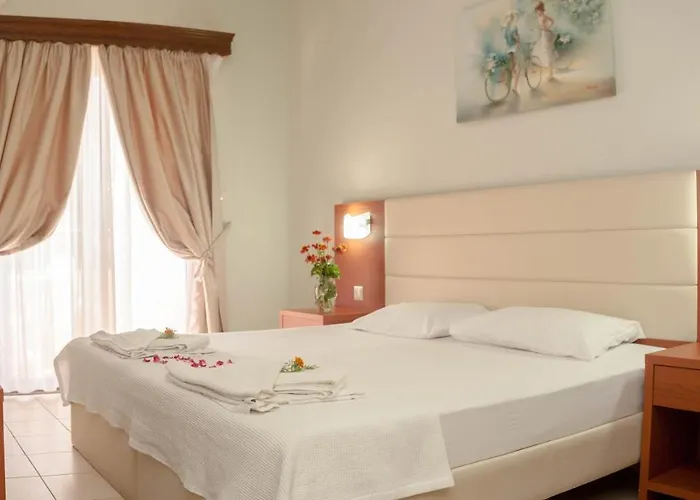 Vournelis Отель 3*