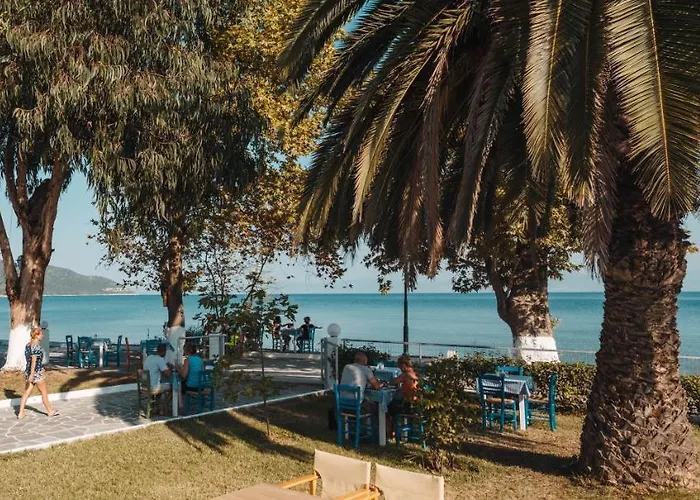 Vournelis Отель